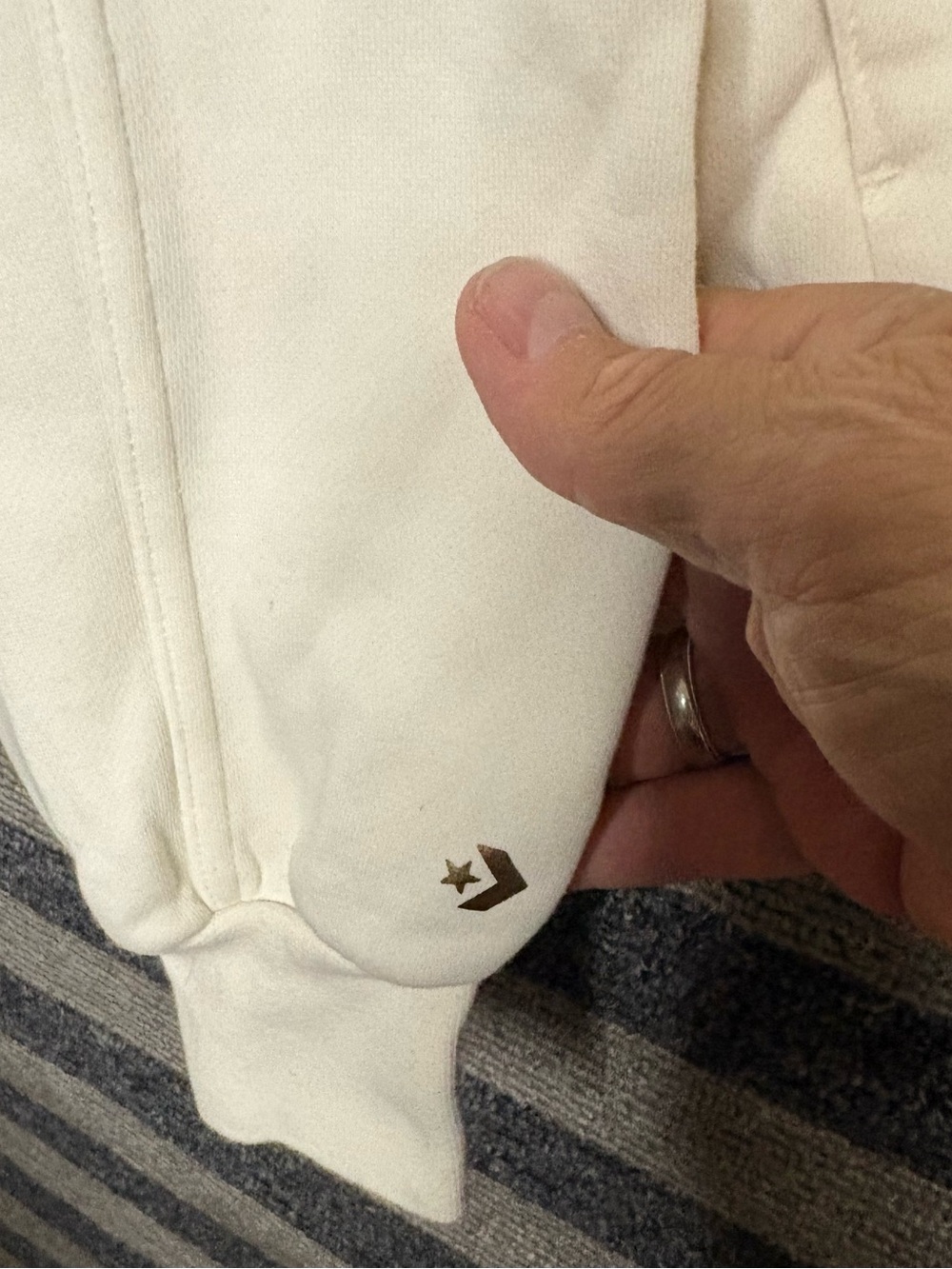 Converse All-Star Chuck Taylor Cream Hoodie Oversized Women’s Small EUC - Picture 3 of 6